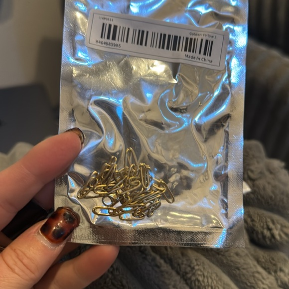 NWT gold paper clip chain necklace - Picture 2 of 2